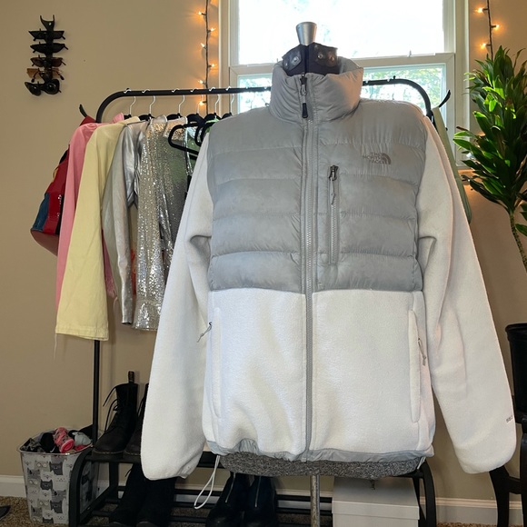 North Face Jacket - Picture 2 of 8